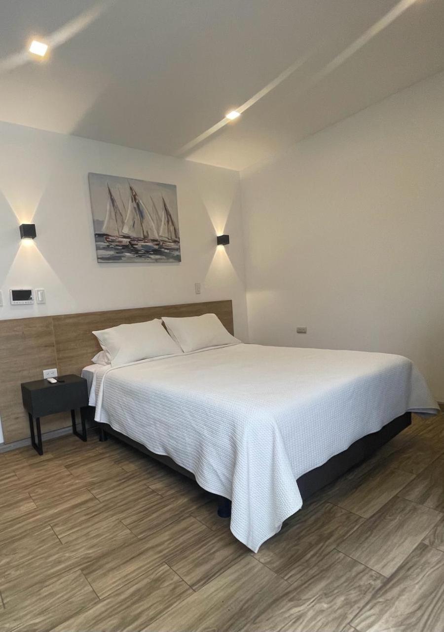 Kiran Lodging Guayaquil Exterior photo